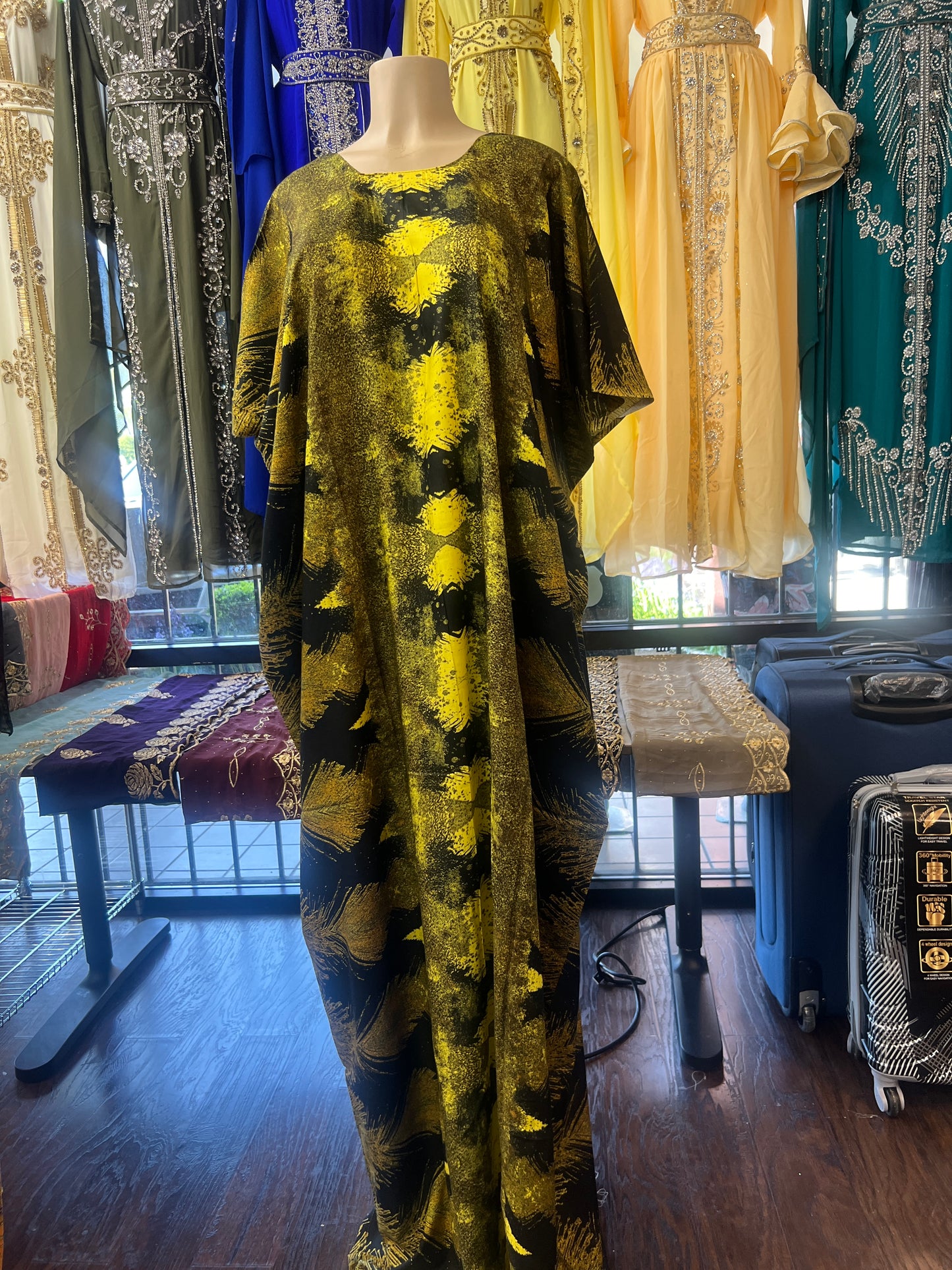 Black & Yellow Baati
